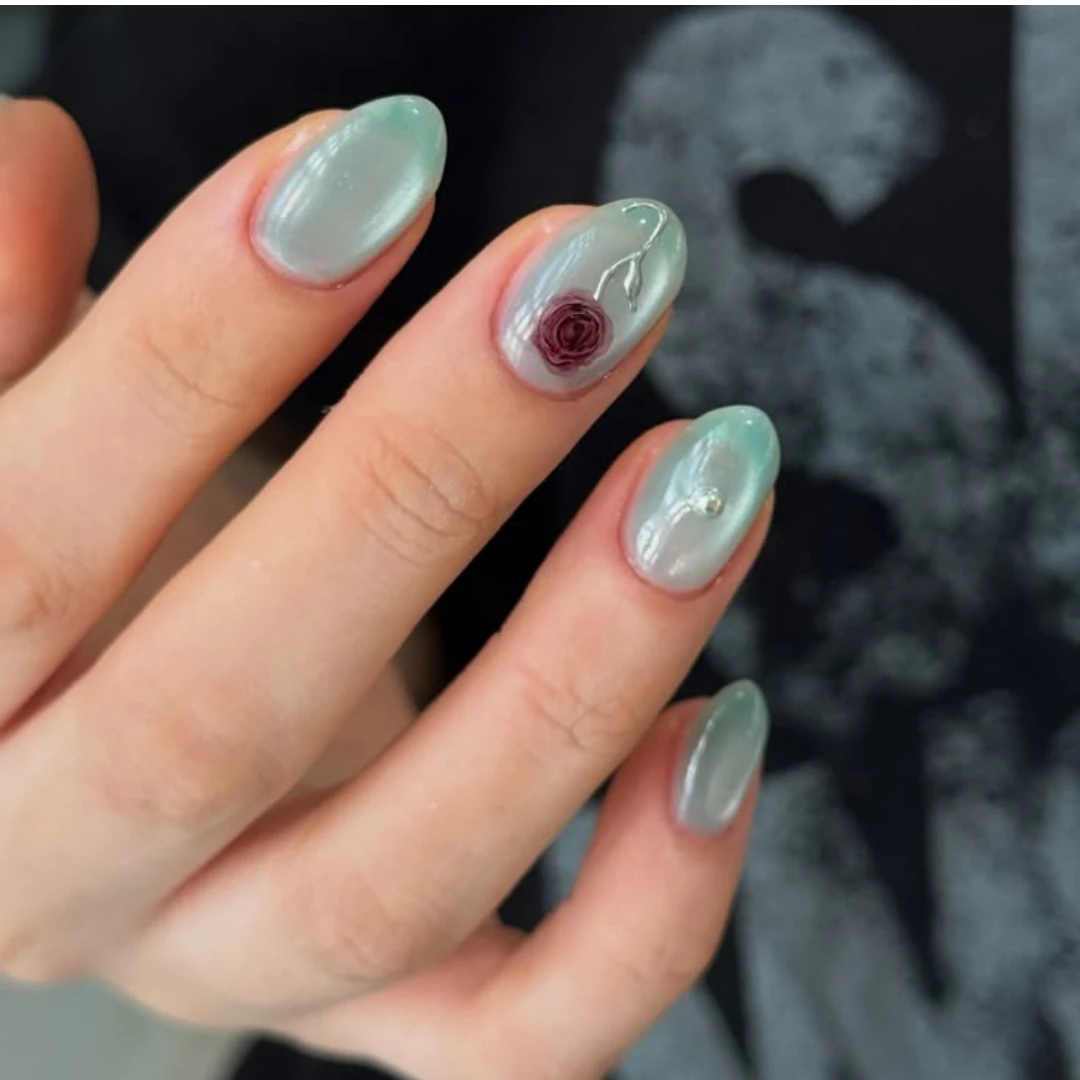 Mint chrome & a rose