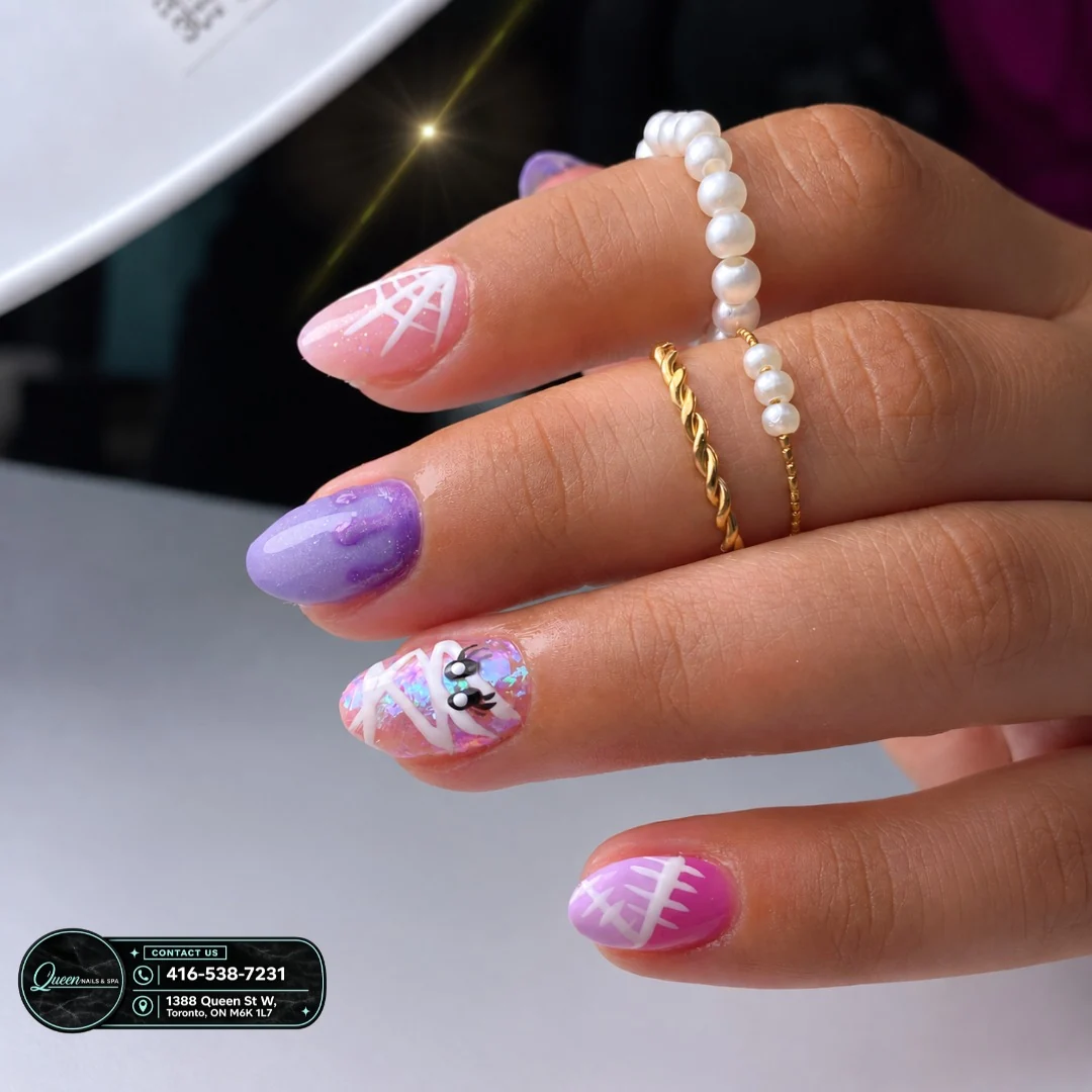 Pastel webs & little details